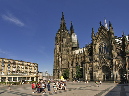 Foto Kölner Dom mit Domhotel